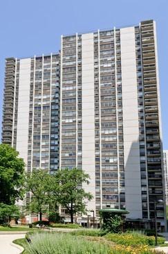 1360 N Sandburg Ter. #510, Chicago, IL 60610