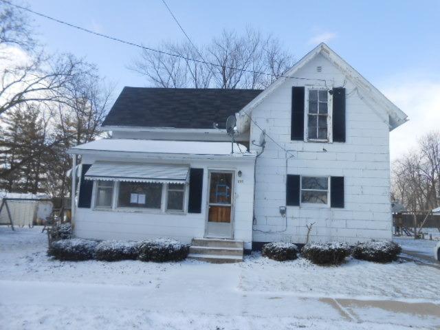210 Flagg St., Paw Paw, IL 61353