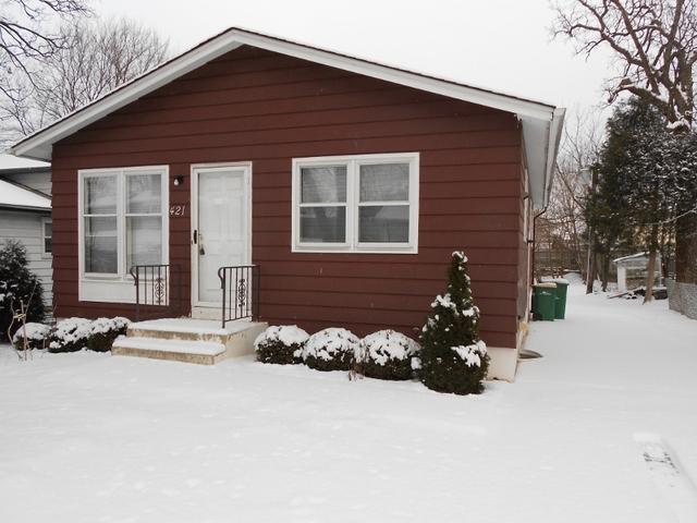 421 Hillandale Dr., Round Lake, IL 60073