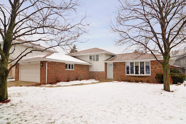 924 Lancaster Ave., Downers Grove, IL 60516