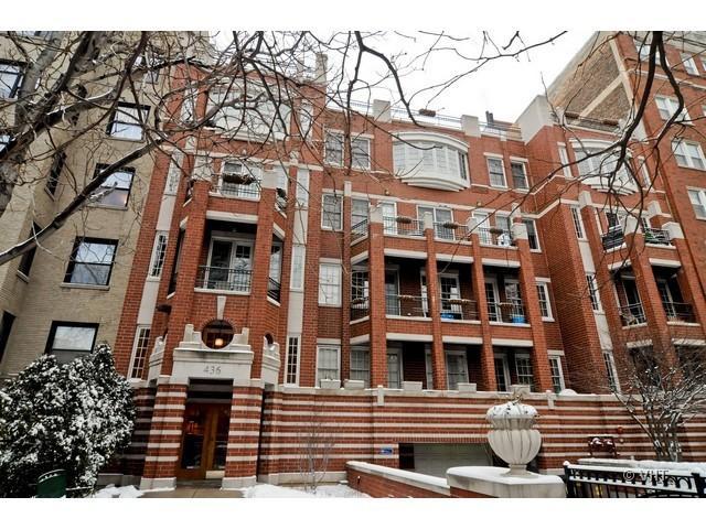 436 W Belmont Ave. #203, Chicago, IL 60657