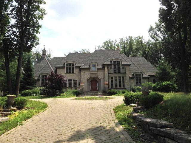 14144 131st St., Lemont, IL 60439
