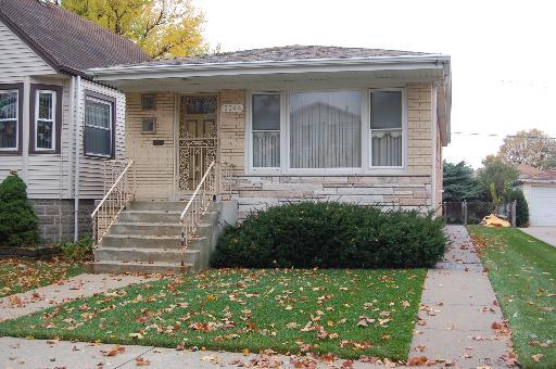 3046 N Oleander Ave., Chicago, IL 60707