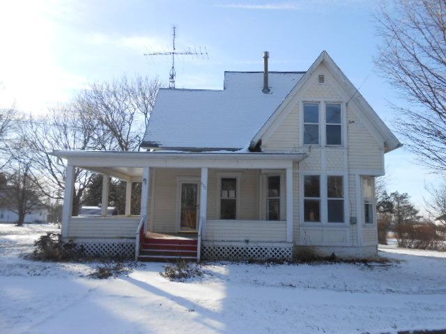 517 Park Ave., Paw Paw, IL 61353