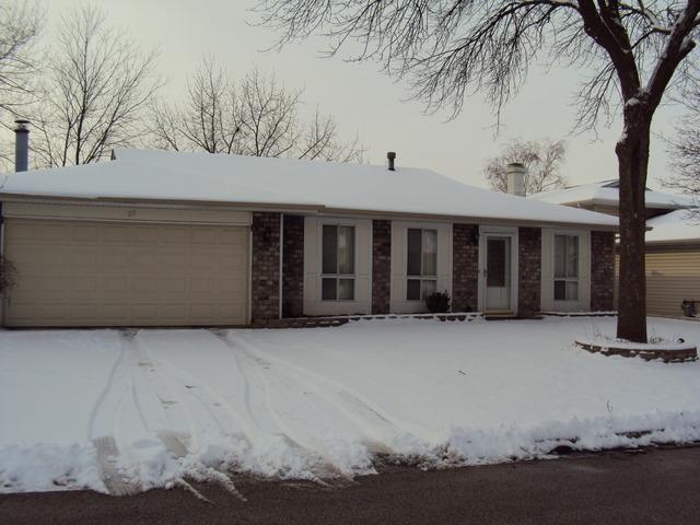 30 Joslyn Dr., Elgin, IL 60120