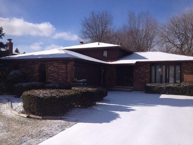 20600 Bensley Ave., Lynwood, IL 60411