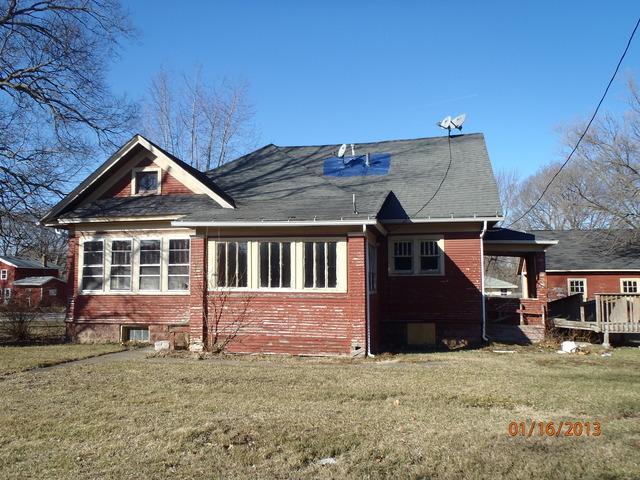 206 Elm St., Millington, IL 60537