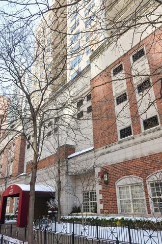 21 W Chestnut #803, Chicago, IL 60610