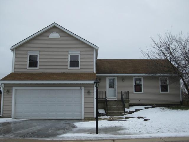 5 Larkspur Ln., Streamwood, IL 60107