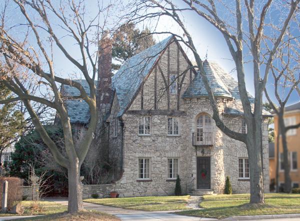 1140 Sheridan Rd., Wilmette, IL 60091