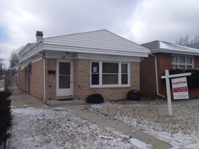 142 Englewood Ave., Bellwood, IL 60104