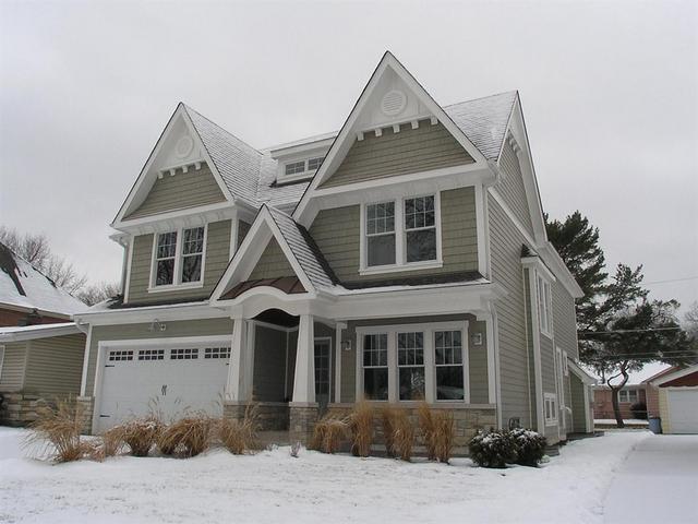 912 S Madison Ave., La Grange, IL 60525