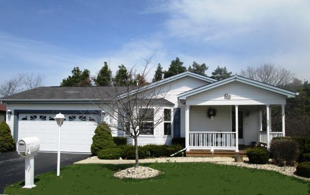 2416 Stallion Ct., Grayslake, IL 60030