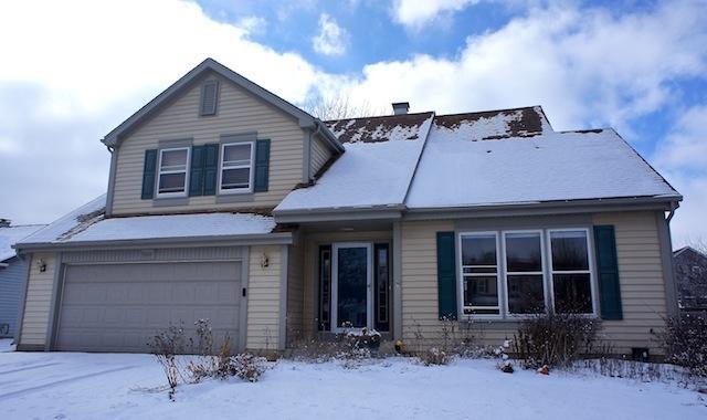 216 Wildwood Dr., North Aurora, IL 60542