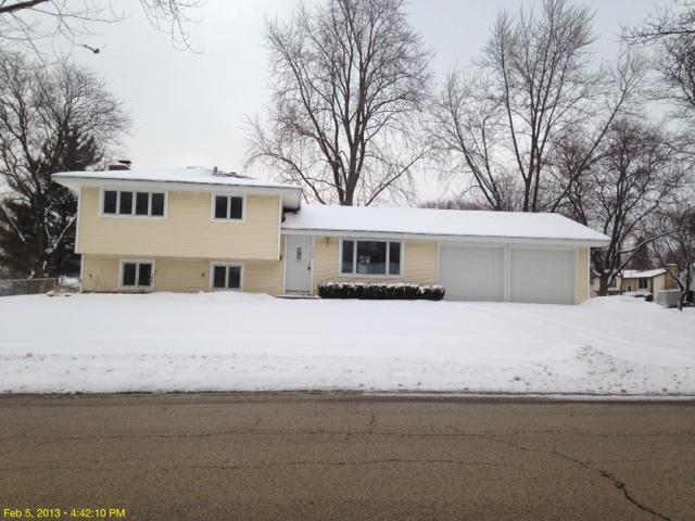1936 W Norwell Ln., Schaumburg, IL 60193