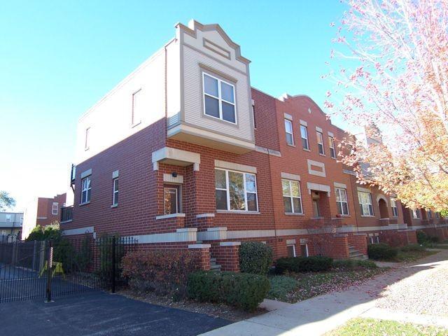 3432 N Monticello Ave., Chicago, IL 60618