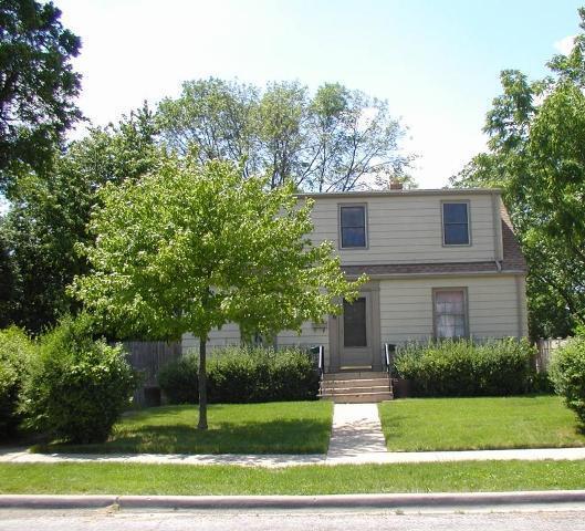 146 N Lincoln Ave., Mundelein, IL 60060