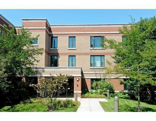 891 Central Ave. #309, Highland Park, IL 60035