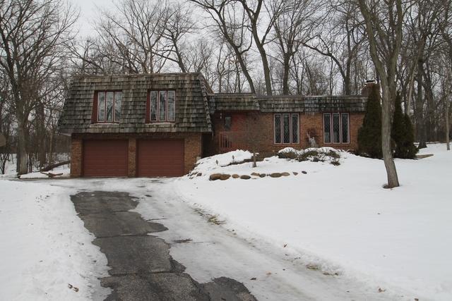 7751 Singing Bird Cir., Roscoe, IL 61073