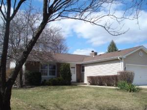 1002 Longford Dr., Westmont, IL 60559