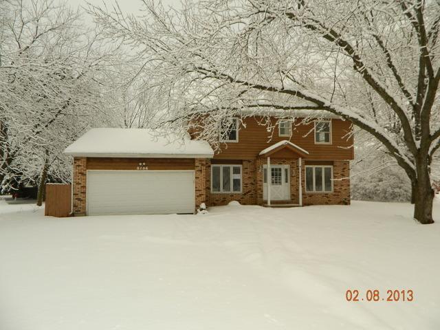 6706 Meadow Dr., Crystal Lake, IL 60012