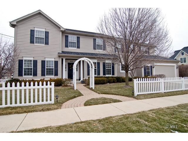 203 E Lincoln St., Wheaton, IL 60187