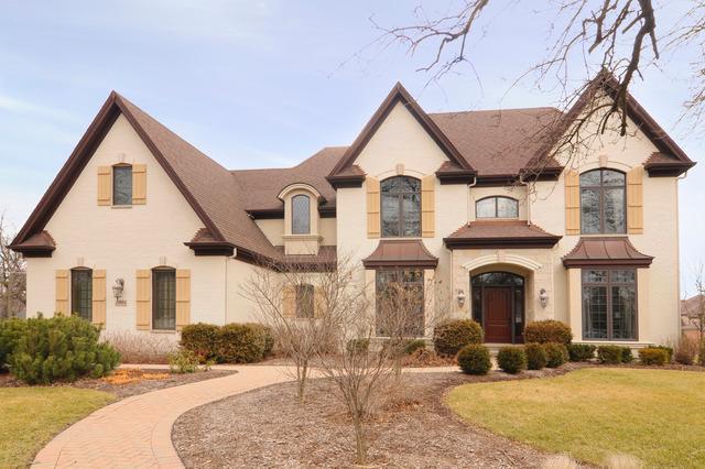 2004 N Stoddard Ave., Wheaton, IL 60187