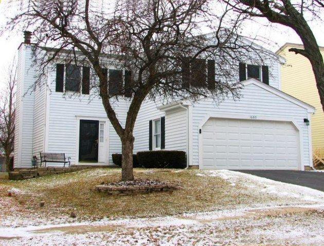 1680 Trafalgar Ln., Aurora, IL 60504