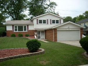 7122 Beechnut Ln., Darien, IL 60561