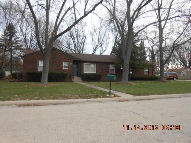 547 Reese Ave., East Dundee, IL 60118