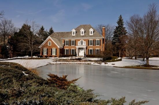 34 Ketterling Ct., North Barrington, IL 60010