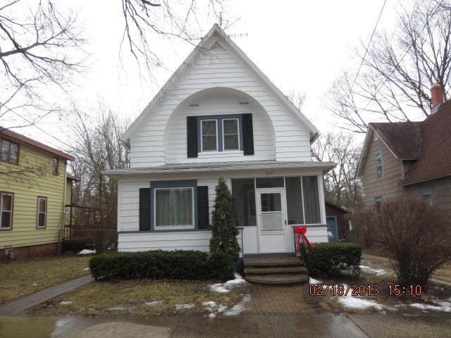 324 Roosevelt St., Dekalb, IL 60115