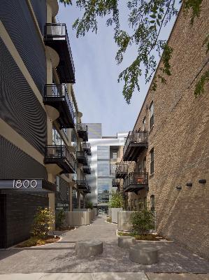 1800 W Grace St. #516T, Chicago, IL 60613