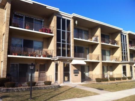 10330 S Komensky Ave. #2B, Oak Lawn, IL 60453