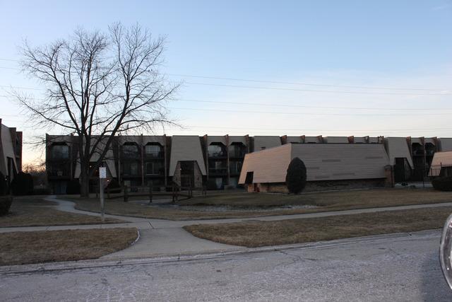 7312 Blackstone Ave. #24, Justice, IL 60458