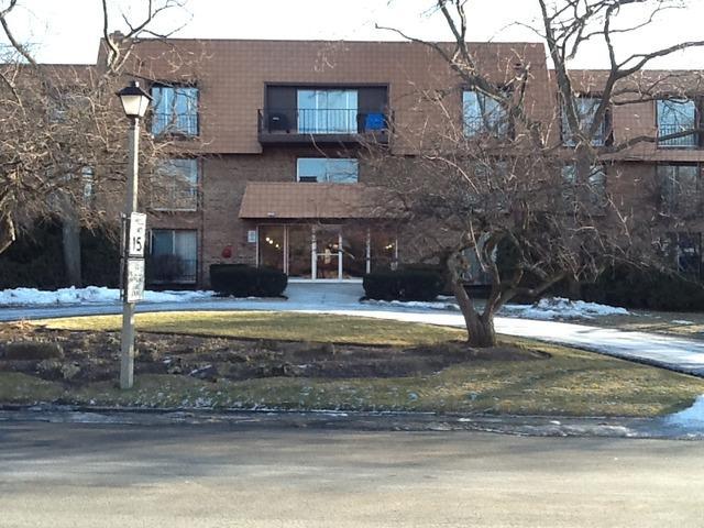 3900 Dundee Rd. #103, Northbrook, IL 60062