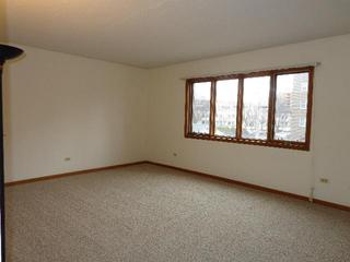 1380 Oakwood Ave. #204, Des Plaines, IL 60016