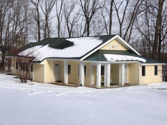 17280 Stateline Rd., Davis, IL 61019