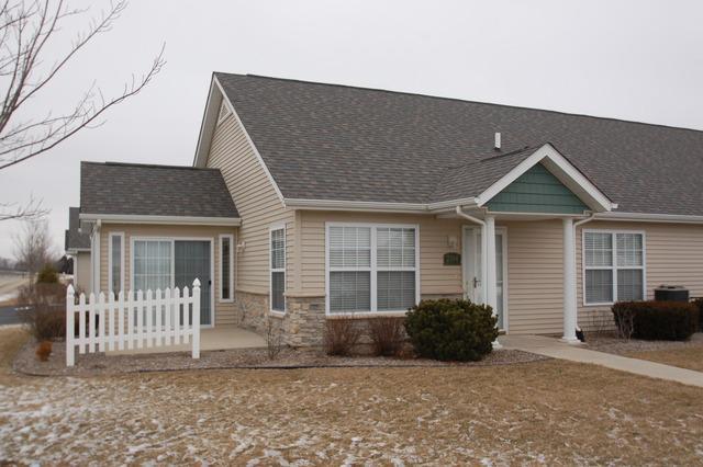2104 Waterbury Ln., Sycamore, IL 60178