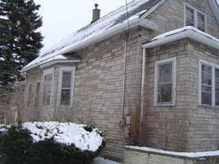 2 E 137th Pl., Riverdale, IL 60827