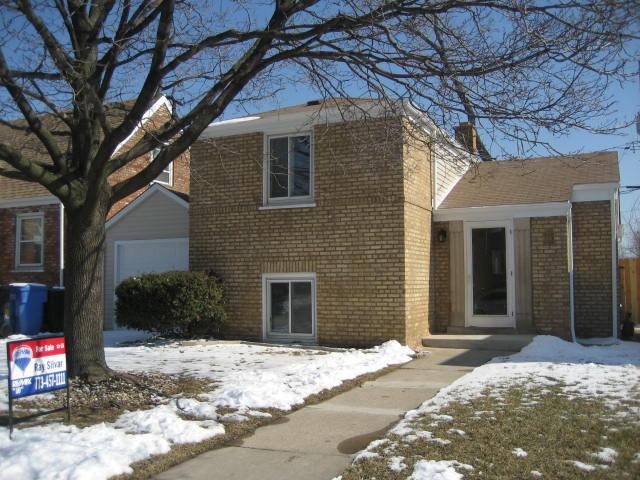 6423 S Lawler Ave., Chicago, IL 60638