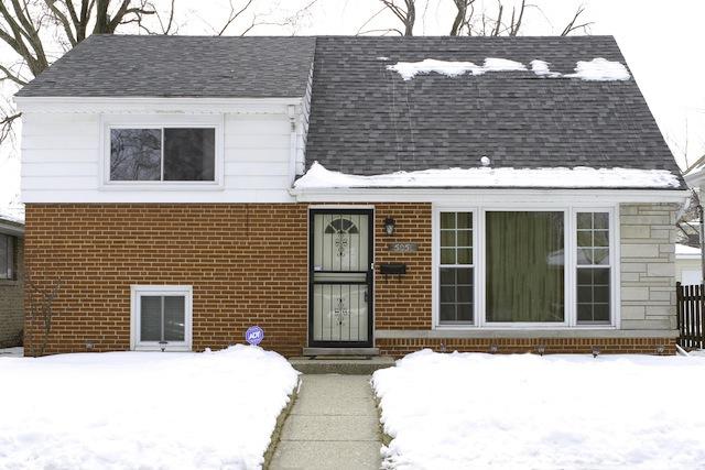 5051 Wright Ter., Skokie, IL 60077
