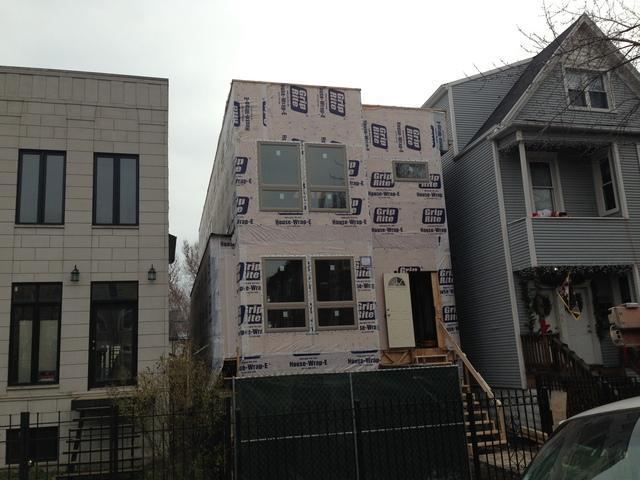 3131 N Spaulding Ave., Chicago, IL 60618