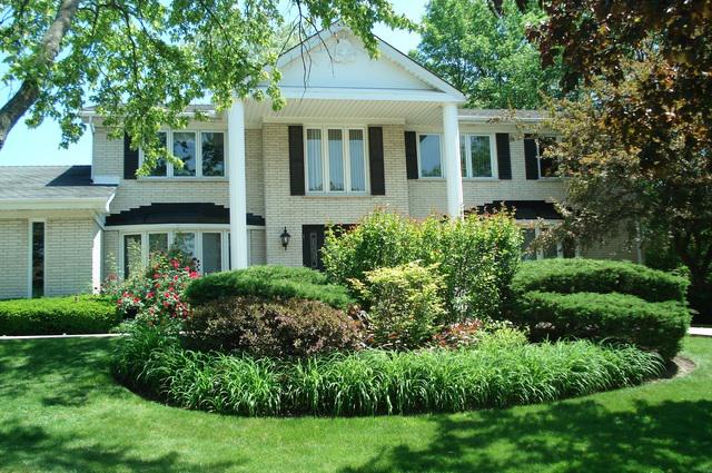 117 Red Oak Ln., Highland Park, IL 60035