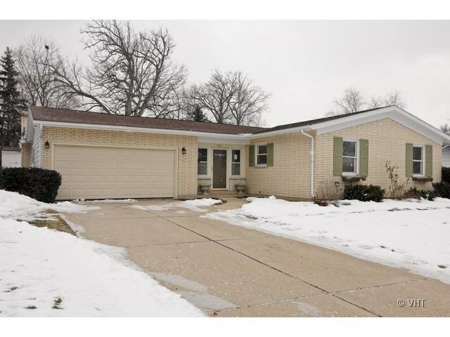 1016 Chesterfield Ct., Mchenry, IL 60050
