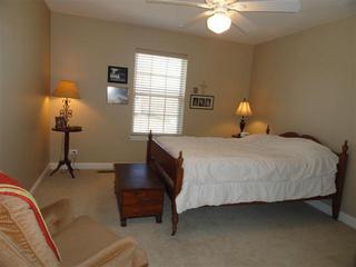 1021 Sandler Ct., Mundelein, IL 60060