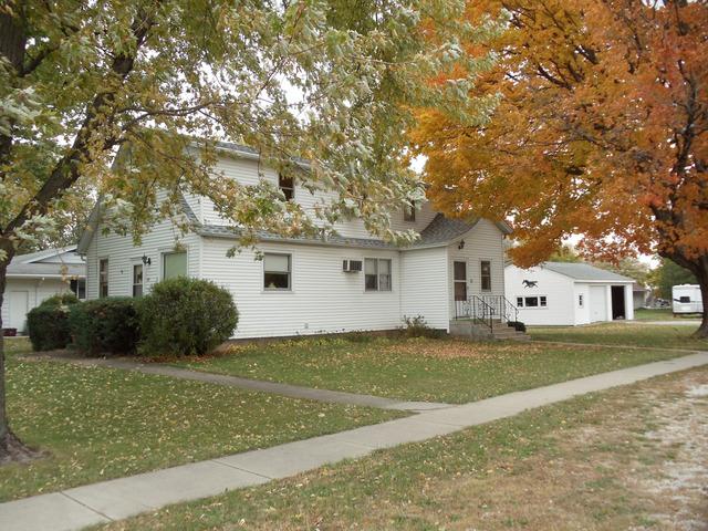 202 N Pine St., Gardner, IL 60424