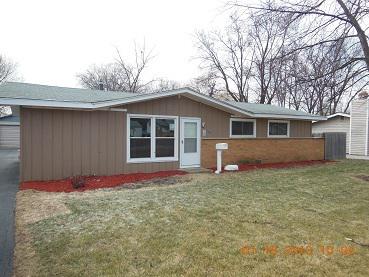 408 Spruce St., North Aurora, IL 60542