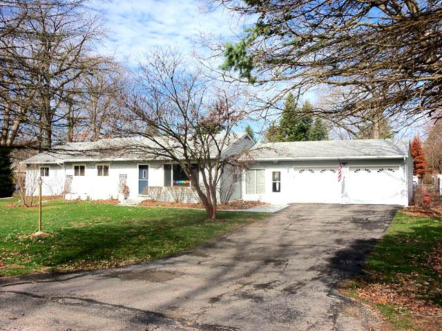 6028 N Oak Dr., Byron, IL 61010