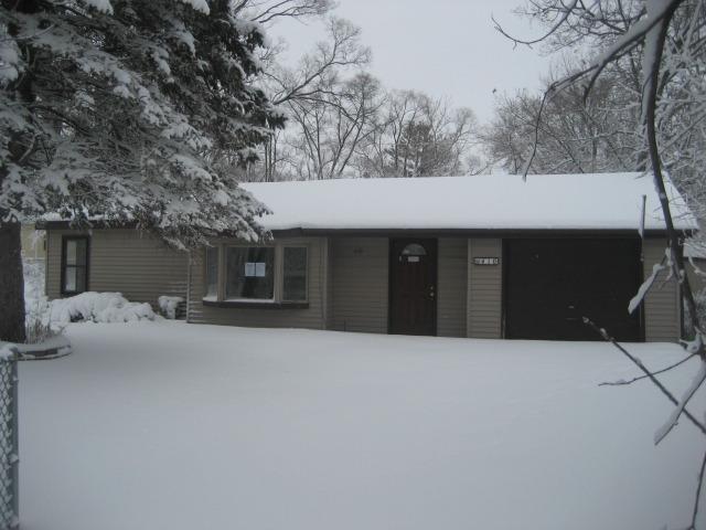 410 Magnolia Ave., Mchenry, IL 60051